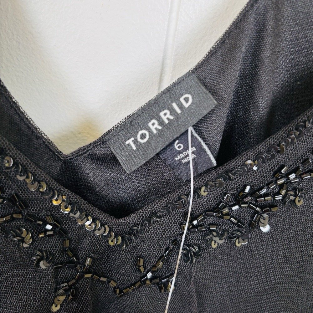 Torrid 6 Black Mesh Sequin Babydoll Top Womens Plus Sz 6X Beaded Flutter Sleeve - Picture 6 of 16